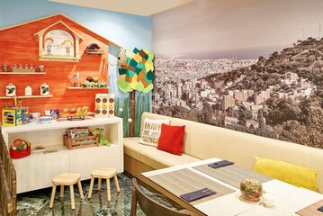 Breakfast area