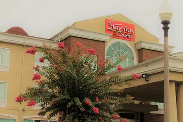 Terrace/Patio 31 of 32