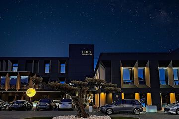Front of property - evening/night