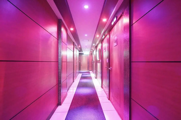 hotel_rooms