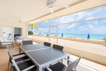 Beach/ocean view