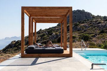 Private pool