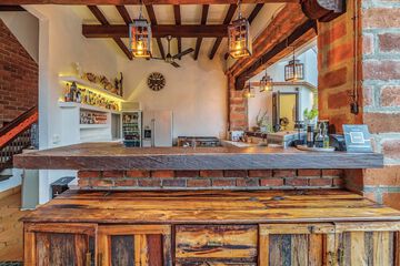 Poolside bar