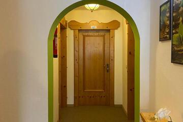 Photo 93