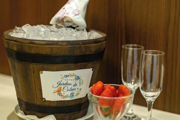 Room service - dining
