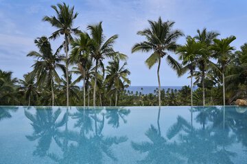 Infinity pool