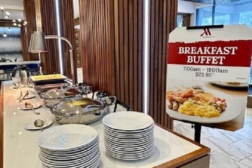Breakfast buffet