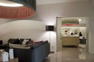 Lobby lounge