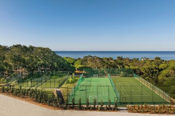 Tennis court