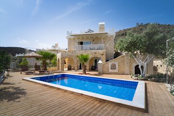 Private pool