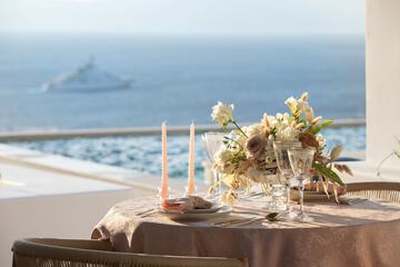 Couples dining