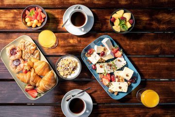 Breakfast meal