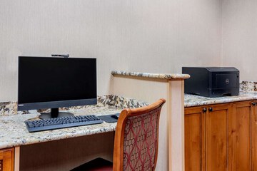 Business Center 30 of 30