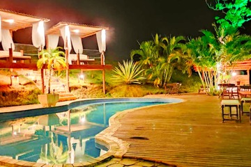 Pool waterfall