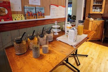 Breakfast buffet