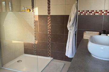Photo 42