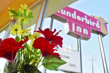 Thunderbird Inn