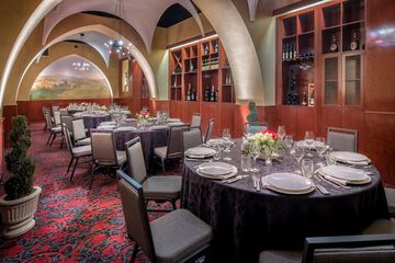 Ballroom/Hall 56 of 69