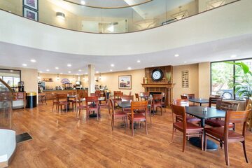 Breakfast/Coffee Service 43 of 49