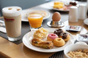 Breakfast meal