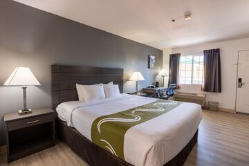 Room 30 of 49