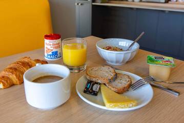 Breakfast buffet