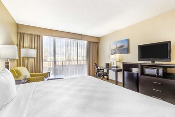 Room 19 of 25