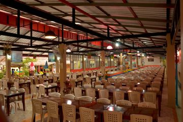 Food court