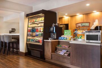 Breakfast/Coffee Service 26 of 32