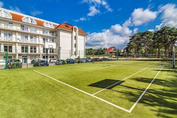 Tennis court