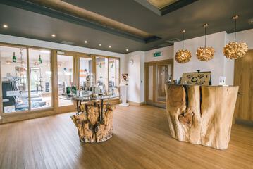 Spa reception