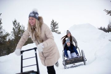 Snow and ski sports