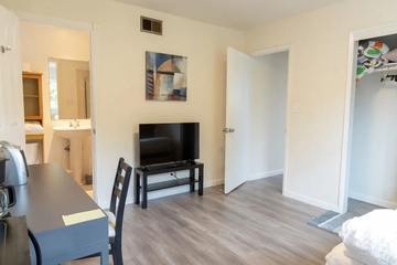 guest_rooms
