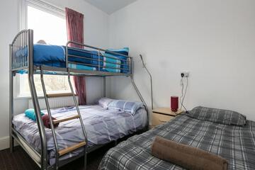 Photo 34