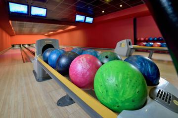 Bowling