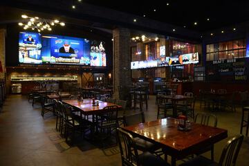 Sports bar