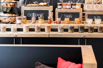 Breakfast area
