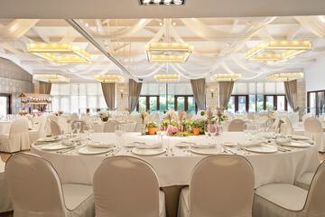 Indoor wedding