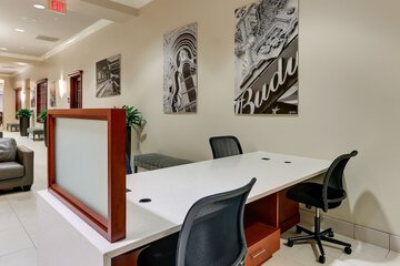 Business Center 19 of 21