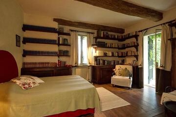 Photo 42