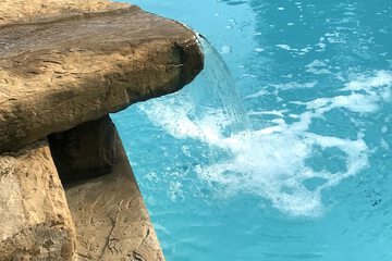 Infinity pool