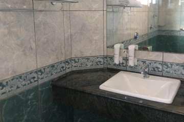 Bathroom sink