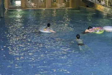 pool