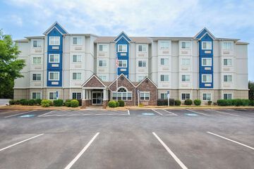 Microtel Inn & Suites by Wyndham Anderson / Clemson
