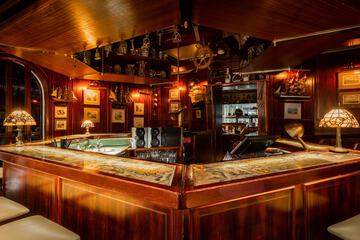 Sports bar