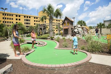 Mini-golf