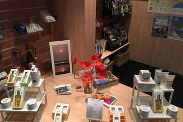 Gift shop