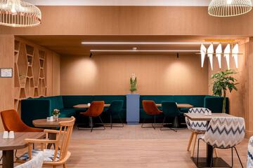 Breakfast area