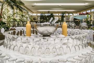 Ballroom/Hall 54 of 60