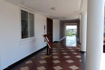 hotel_rooms